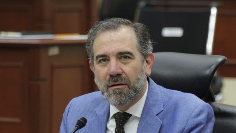 En la elección para una senaduría del Estado de Tamaulipas Lorenzo Córdova afirmó que hoy se vota aún con plena confianza, es decir, sin la intervención de los gobiernos