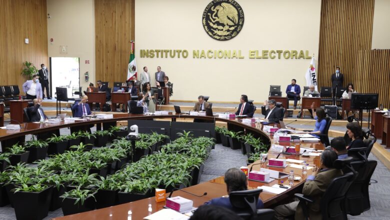 INE ordena a la Presidencia de la República retirar declaraciones que infringen el principio de equidad de los procesos electorales locales en Coahuila y Estado de México