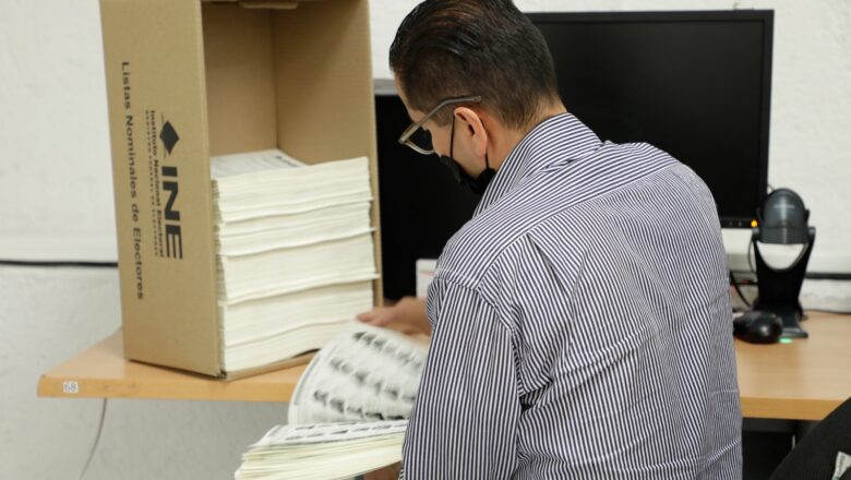 Imprime INE Listas Nominales para elecciones locales de Coahuila y Estado de México