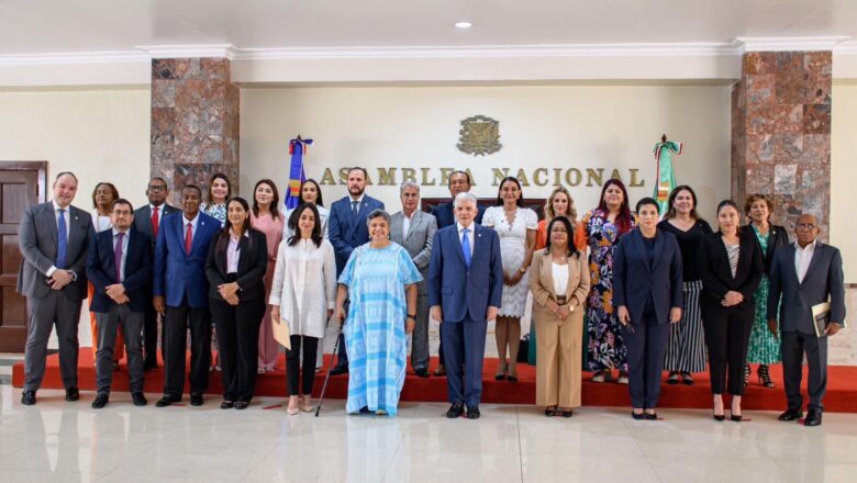 Después de 135 años de relaciones bilaterales México y Dominicana realizan su primera reunión interparlamentaria