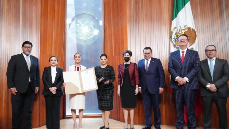 Sheinbaum recibe constancia como Presidenta Electa de México del TEPJF