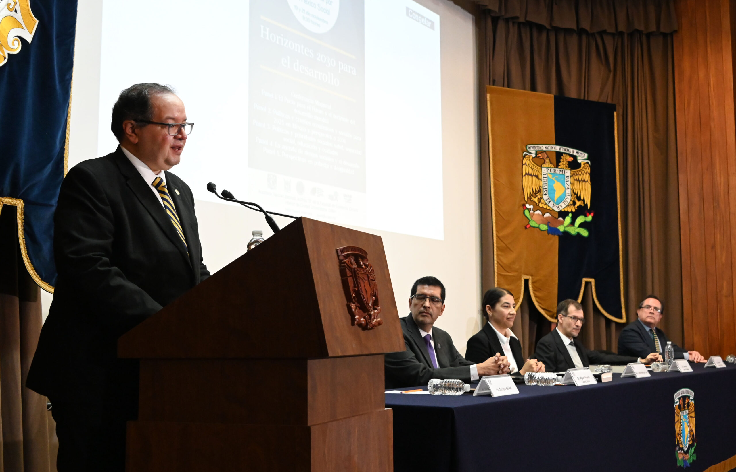 Las nuevas y profundas transformaciones obligan a la UNAM a trazar nuevas rutas hacia un futuro más justo e inclusivo: Leonardo Lomelí