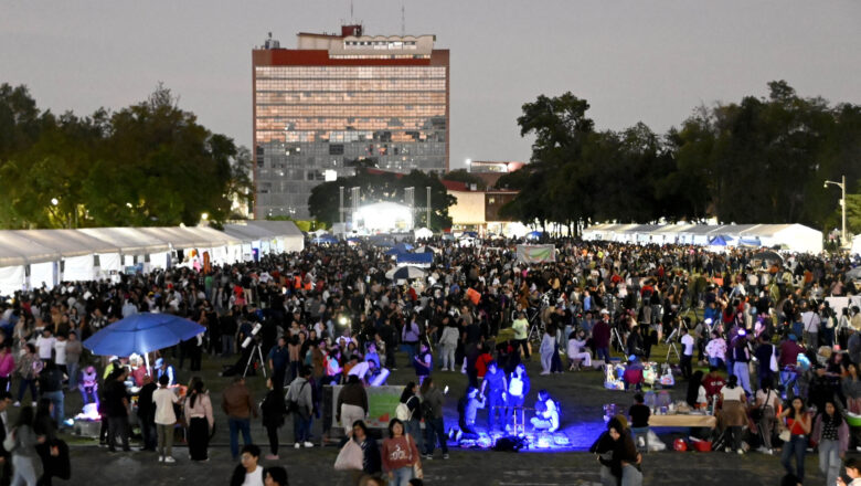 Con la participación de 60 mil asistentes se realizó la Noche de las Estrellas 2024 en las Islas de Ciudad Universitaria