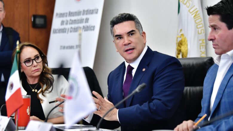 México enfrentará en 2025 desafíos internacionales y problemas internos que exigen liderazgos responsables: Alejandro Moreno