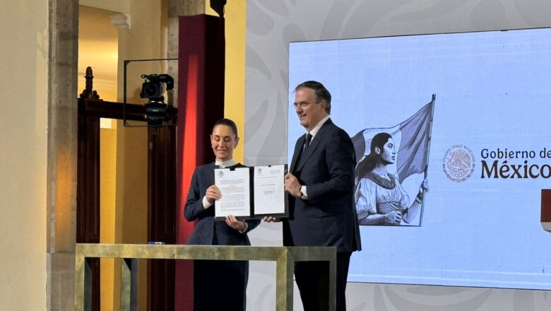 Ebrard anuncia aumento del 35% en Impuestos a la Importación de Textiles para Proteger la Industria Nacional
