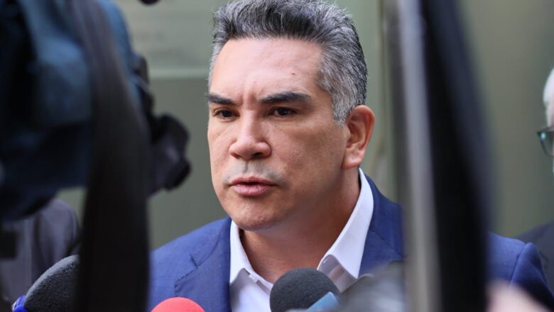 Alejandro Moreno asegura que “no tiene nada que esconder”, pero enfrenta persecución política sistemática