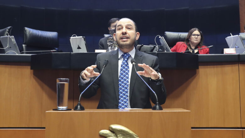 Morena y aliados aprueban reforma que legaliza los moches en contratos públicos denuncia Marko Cortés