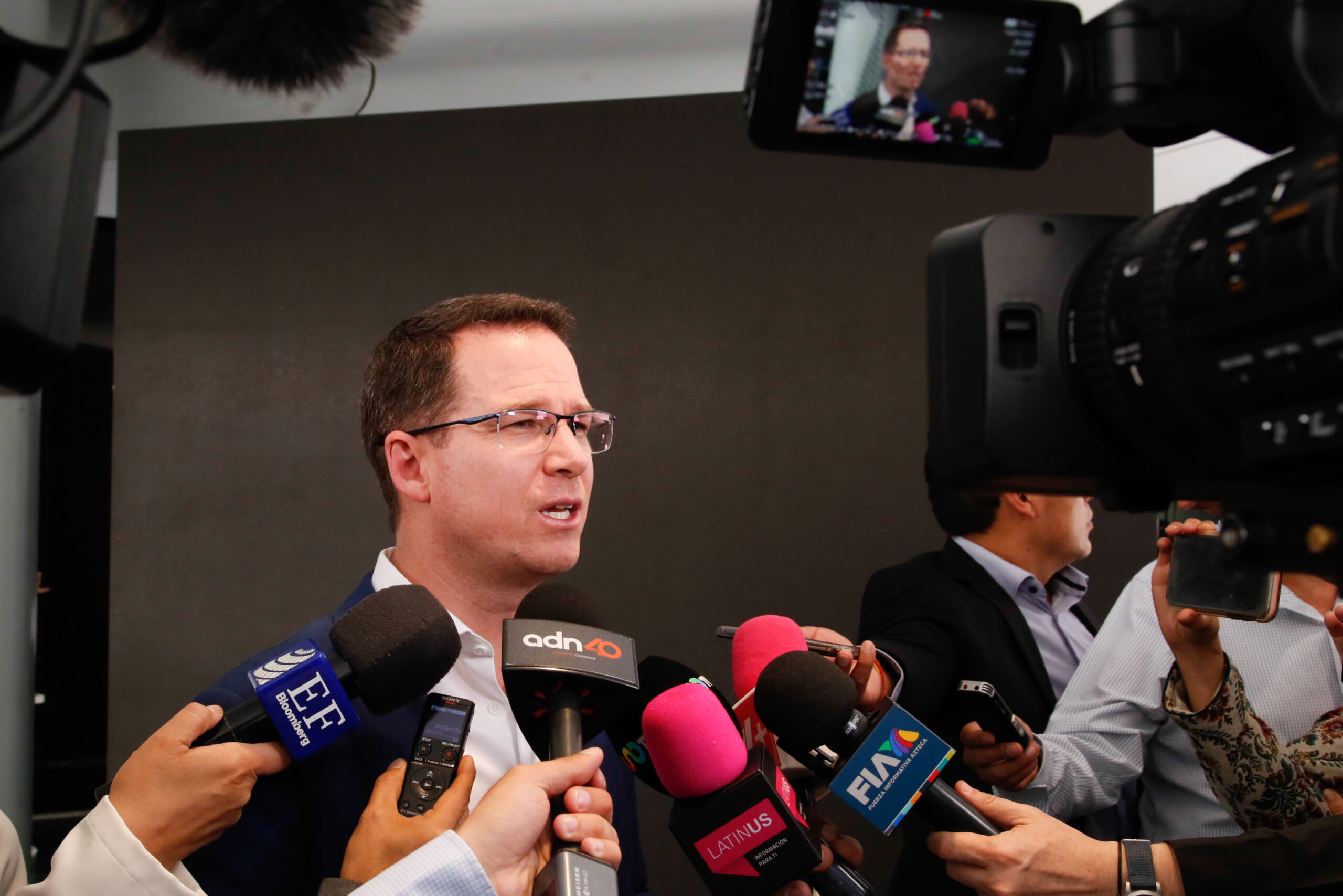 El gobierno de Morena no solo pretende aplicar la censura a los medios de comunicación, sino también a los legisladores de oposición cerrándoles el micrófono cuando esté hablando: Ricardo Anaya