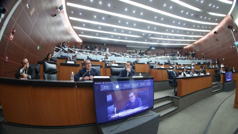 Continúan en el Senado el segundo conversatorio donde se abordaran temas como el espectroradioelectrico y politica satelital sobre la Ley de Telecomunicaciones