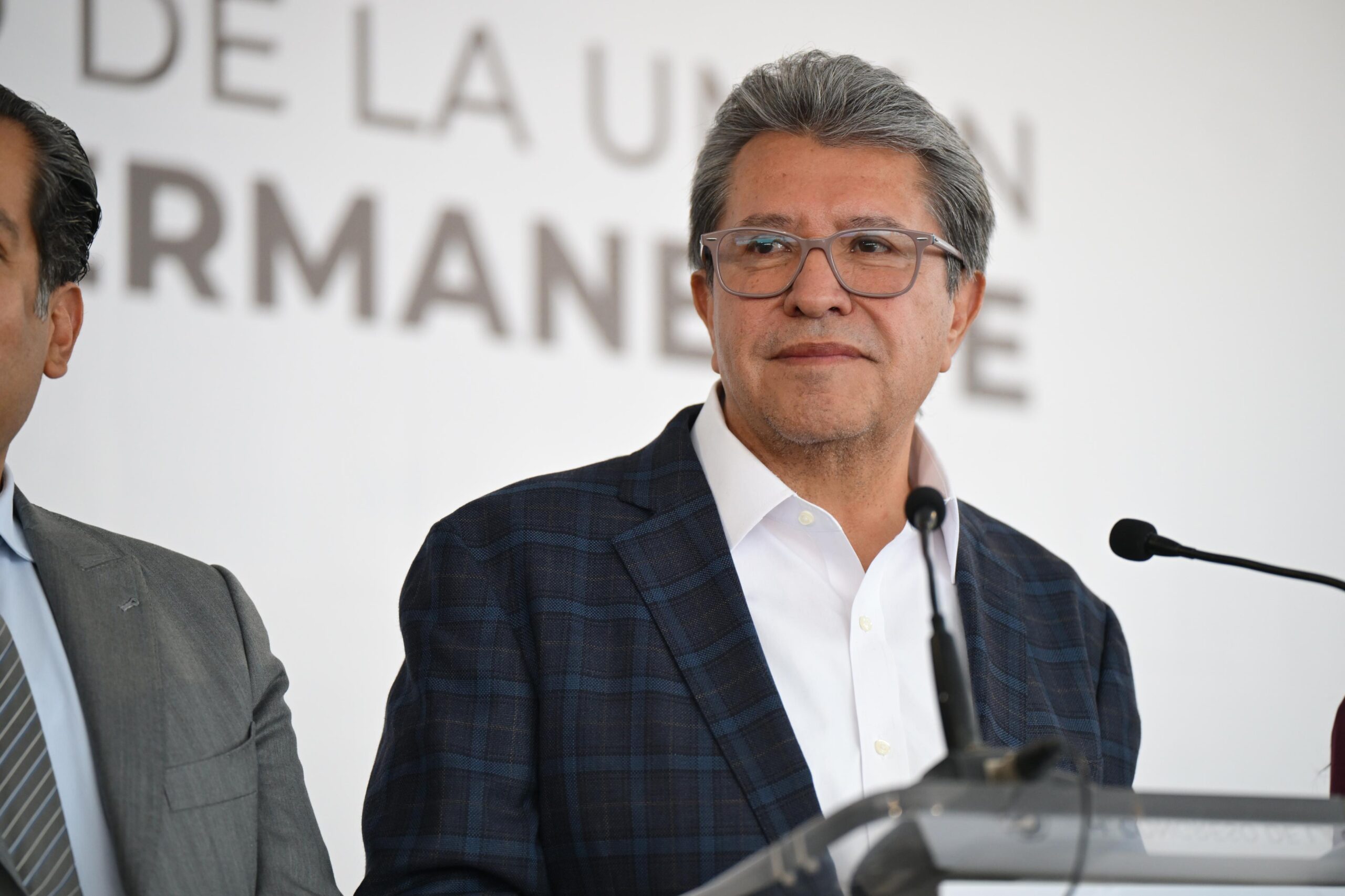 Ricardo Monreal anuncia dos periodos extraordinarios en el Congreso para aprobar más de 90 reformas legales