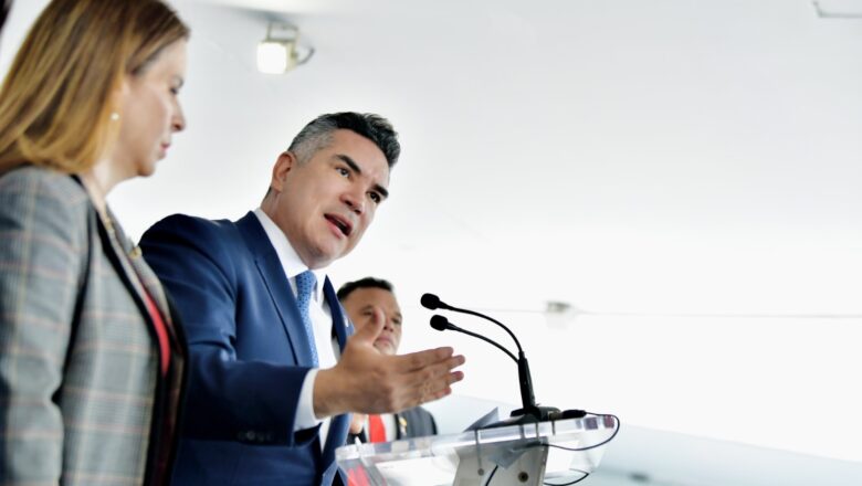 Torpeza e incapacidad del gobierno de Morena para generar diálogo provocó crisis con EU: Alejandro Moreno