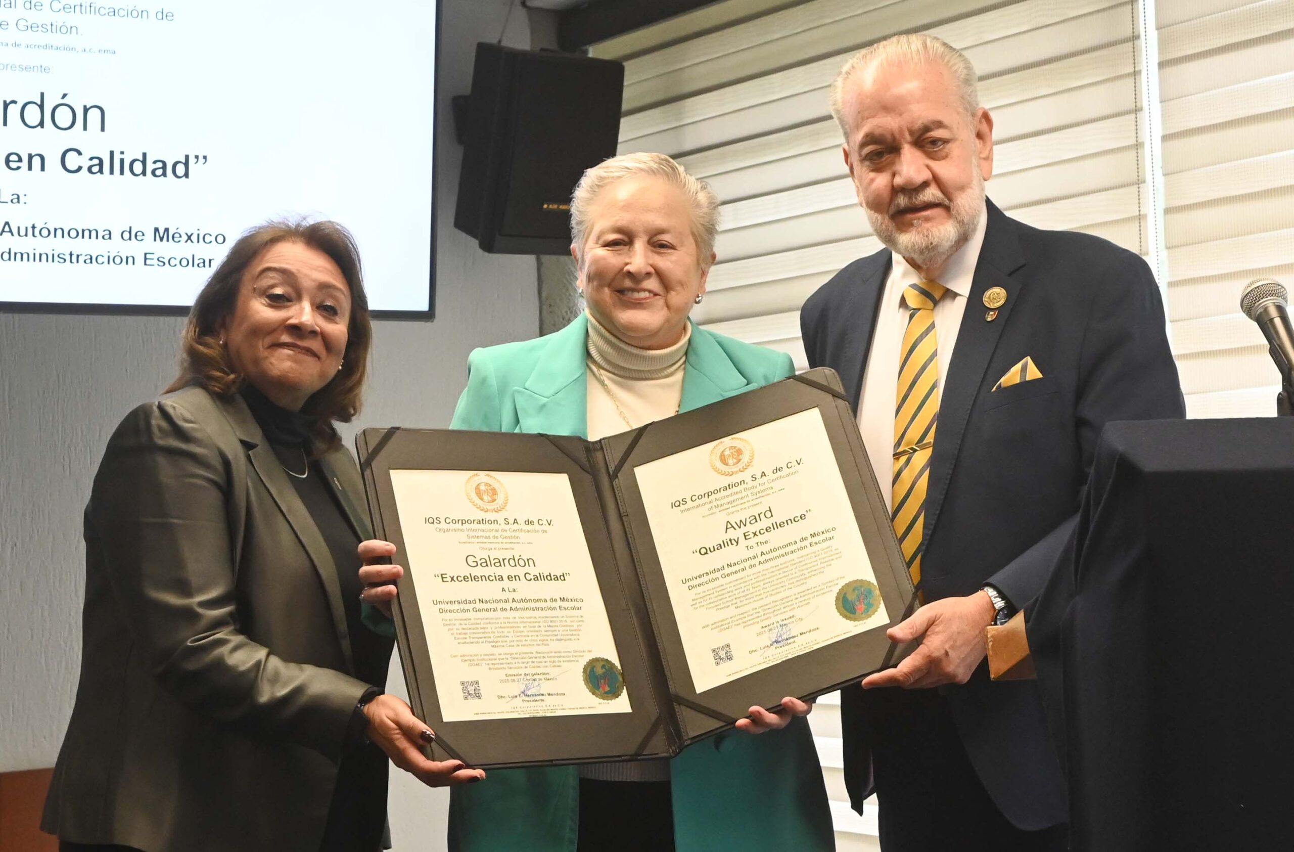 Distinguen a la UNAM por su sistema de gestión de calidad escolar: un modelo de excelencia educativa