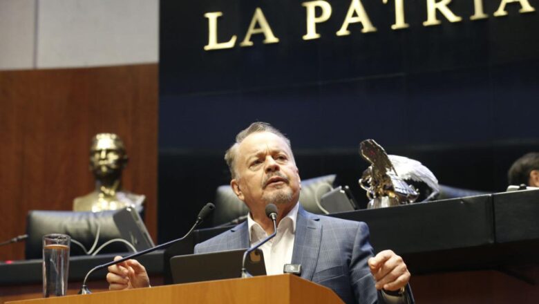 Morena impone reformas para concentrar el poder en el Ejecutivo, acusa el senador Mario Vázquez
