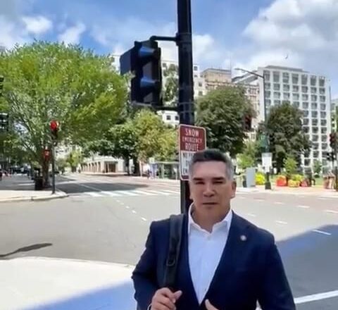 Alejandro Moreno en Washington,DC: Una visita que incomoda al poder y reconfigura el tablero político