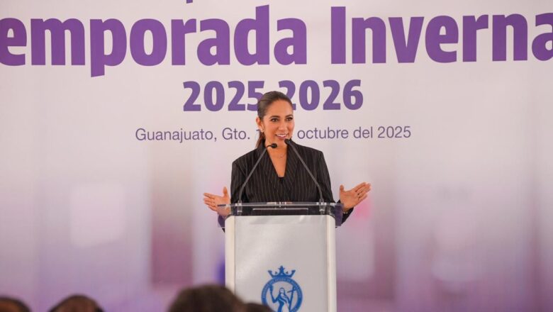 La Gobernadora de la Gente, Libia Dennise García Muñoz Ledo, dio arranque a la jornada de vacunación de la temporada invernal 2025-2026