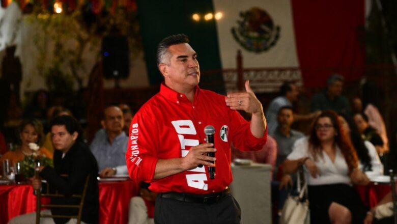 Vil y cobarde: acusar a agricultores y transportistas de intereses partidistas: Alejandro Moreno