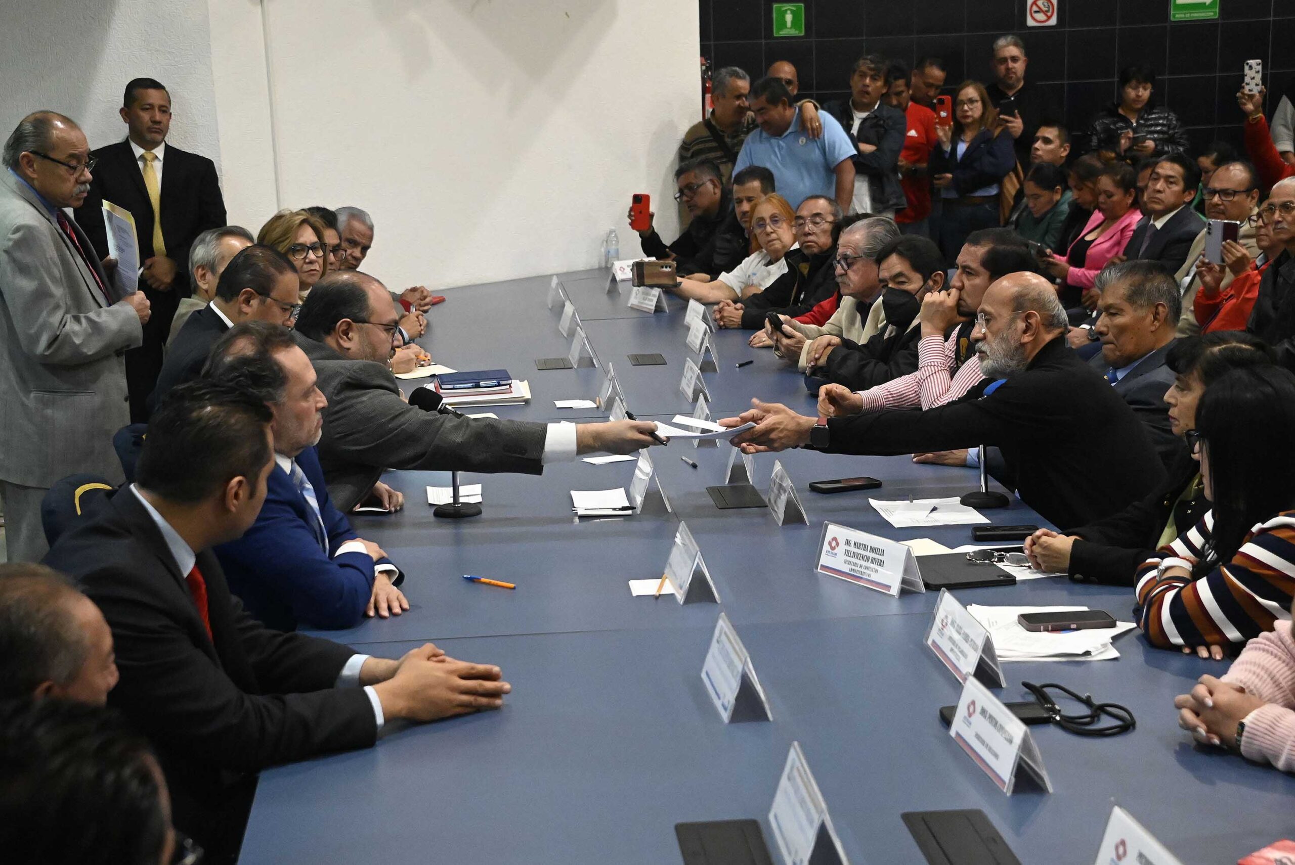 Acuerdan UNAM y STUNAM cuatro por ciento de aumento directo al salario