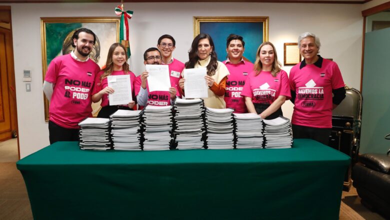 Recibe Cámara de Diputados primera iniciativa ciudadana en materia electoral