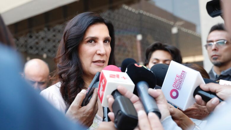 Reforma electoral monocromática no le sirve a México:  Kenia López Rabadán
