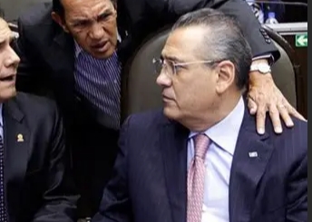 Morena tiene un   20% de curules de más, de las  que obtuvieron en las urnas y es lo que distorsiona la convivencia política: Manlio Fabio Beltrones