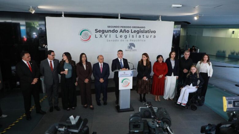 Ganó la democracia” tras excluir la revocación de mandato del Plan B electoral: Alejandro Moreno