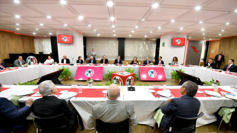 Alejandro Moreno se reúne con ex gobernadores del PRI para analizar el futuro de México