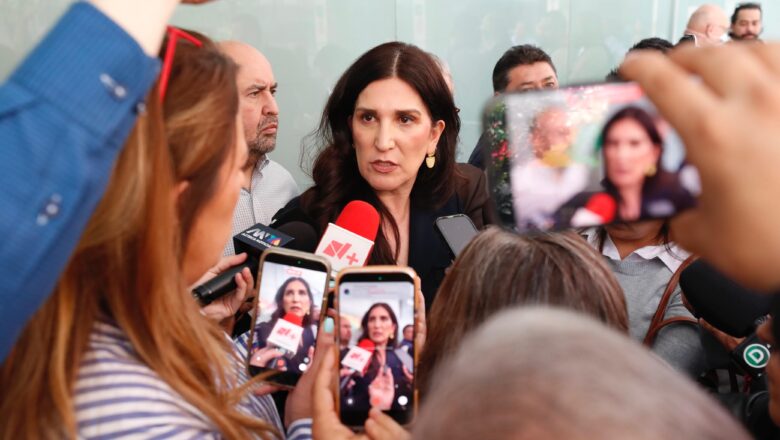 En México frente al narco hay dos tipos de políticos los que están de lado del narco y los que enfrentan: Kenia López