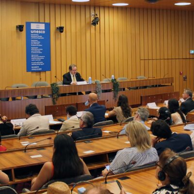 La educación es la clave para salir del laberinto entre el neoliberalismo y el populismo autoritario: Leonardo Lomelí