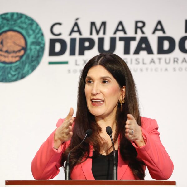 Kenia López exige romper el pacto de impunidad ante señalamientos sobre narcotráfico y políticos vinculados al crimen