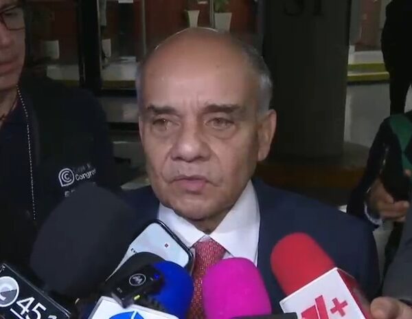 Manuel Añorve califica de “mentira” y “estupidez” los intentos de vincularlo con el financiamiento de movilizaciones de la CNTE