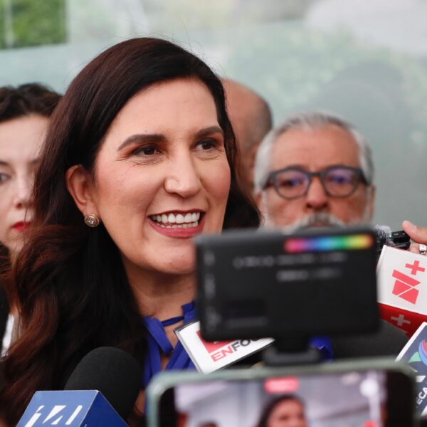 Kenia López Rabadán exige investigaciones firmes ante señalamientos de Terry Cole