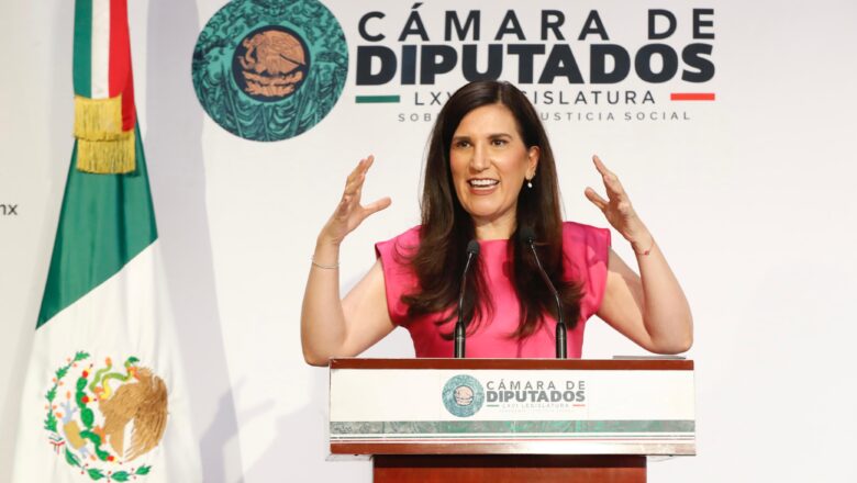 Kenia López Rabadán reconoce la decisión del rector de la UNAM de investigar anomalías en el examen de admisión