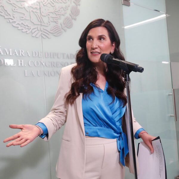 Kenia López exige a Marina del Pilar que por el bien de la Nación responder por audios sobre seguridad y gestión de su visa