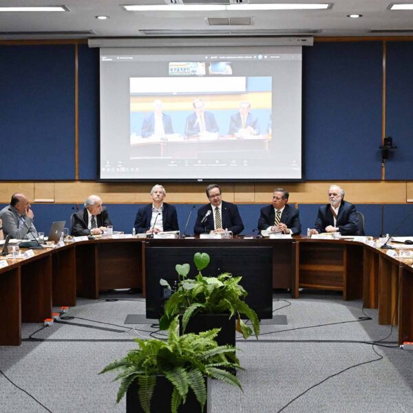 La UNAM refuerza la transparencia y la equidad: Leonardo Lomelí