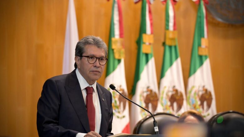 La pluralidad no tiene por qué conducir a la división, ni el debate a la ruptura: Ricardo Monreal