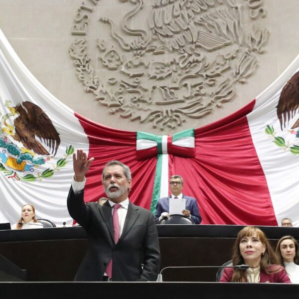 Hacienda defiende el Paquete Económico 2027 ante diputados; las cifras quedan bajo escrutinio