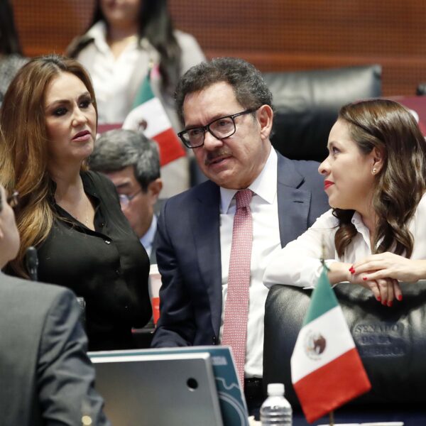 Bancada de Morena en el Senado felicita a Claudia Sheinbaum por dos años de gobierno