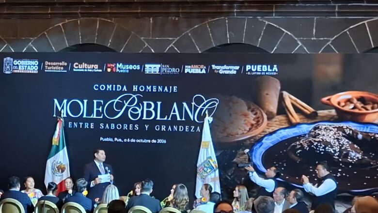 El mole poblano, símbolo de identidad y patrimonio gastronómico ante el mundo: Alejandro Armenta
