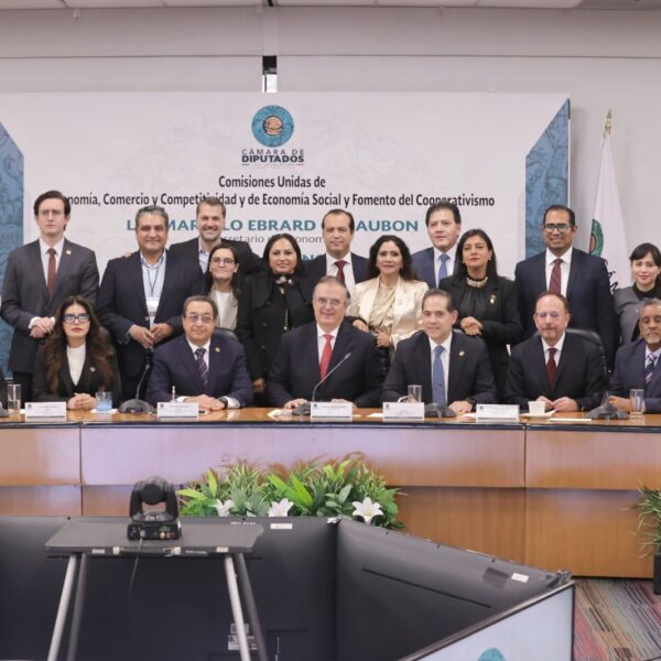 Marcelo Ebrard defiende la estrategia económica ante diputados; oposición cuestiona crecimiento e incertidumbre por el T-MEC