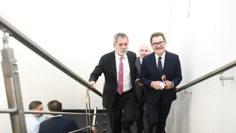 Senado analizará el Paquete Económico 2027 para dar certidumbre financiera: Ignacio Mier