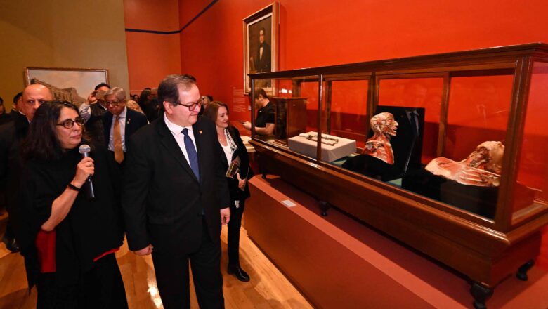 UNAM inaugura exposición que recorre 475 años de historia universitaria y proyecta su futuro