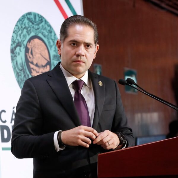 Cámara de Diputados condena violencia y endurece controles de acceso; Bolaños-Cacho exige respeto al debate legislativo